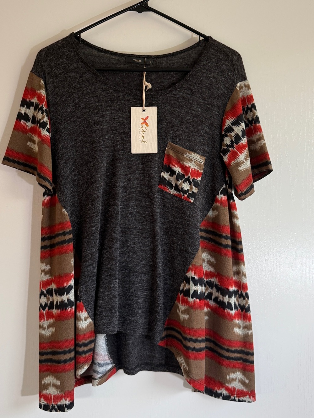 THML Short Sleeve Dark Gray Knit Top with Red & Tan Aztec Accents Boho Western